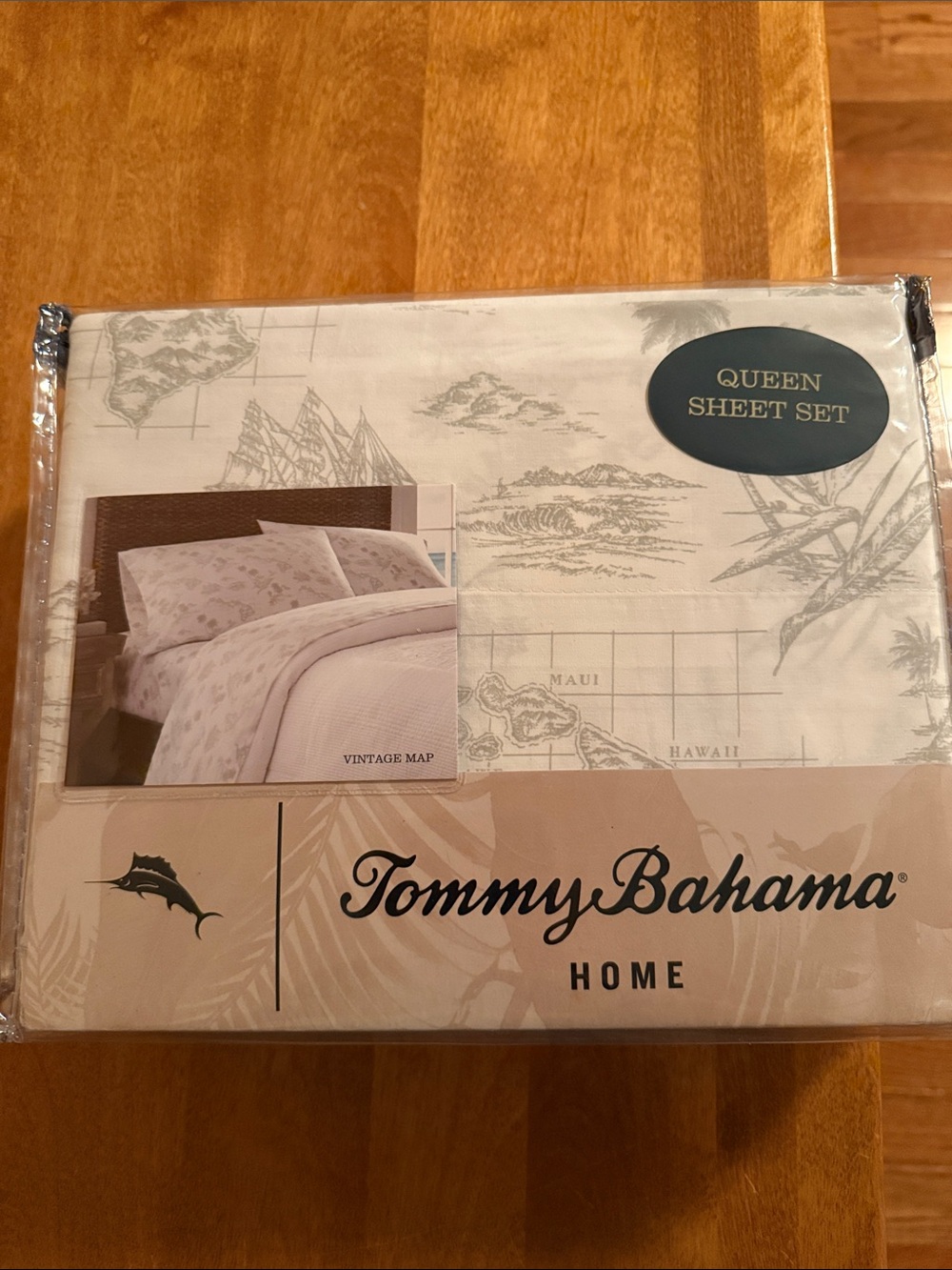 Tommy Bahama Vintage Map Queen Sheet Set in White and Tan